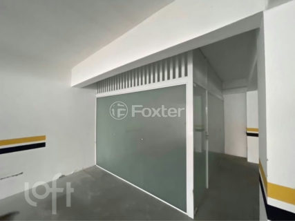 Image 38 - 1012775