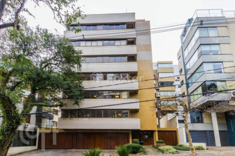 Image 32 - 1012798