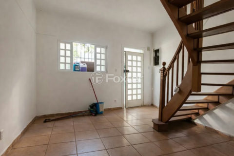 Image 1 - 1012821