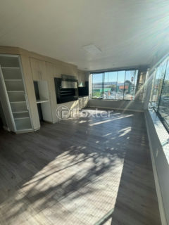 Image 4 - 1012859