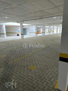 Image 2 - 1012867