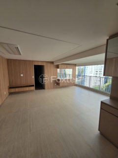 Image 7 - 1012869