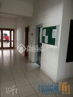 Image 28 - 1012944