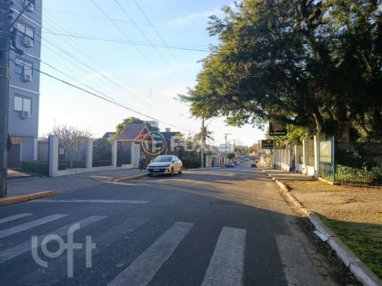 Image 42 - 1012944