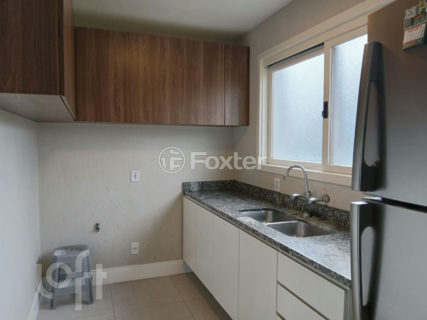 Image 3 - 1012951