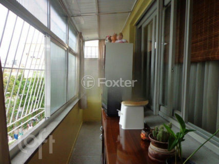 Image 8 - 1012993