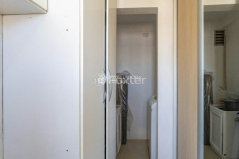 Image 26 - 1013065