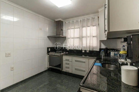 Image 30 - 1013114