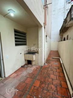 Image 33 - 1013157