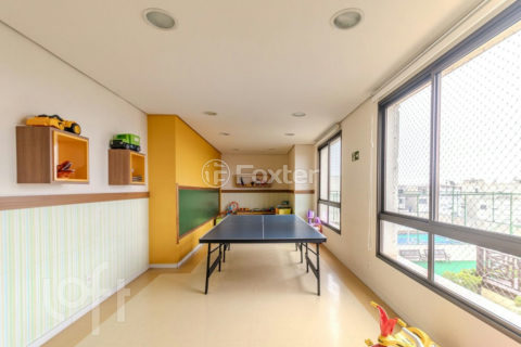 Image 44 - 1013276