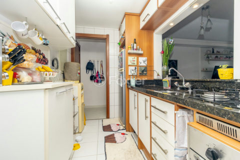Image 21 - 1013284