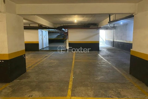 Image 16 - 1013315