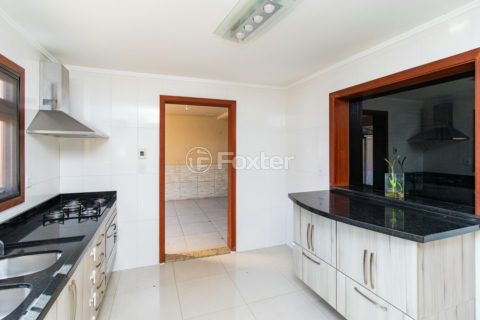 Image 33 - 1013329