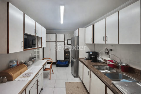 Image 4 - 1013407