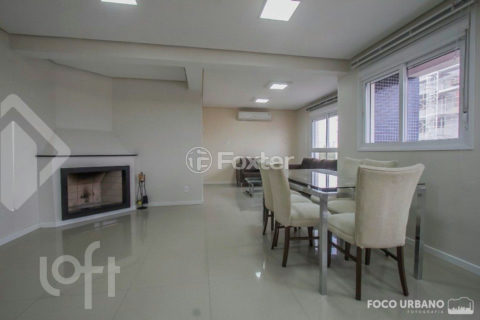 Image 20 - 1013539