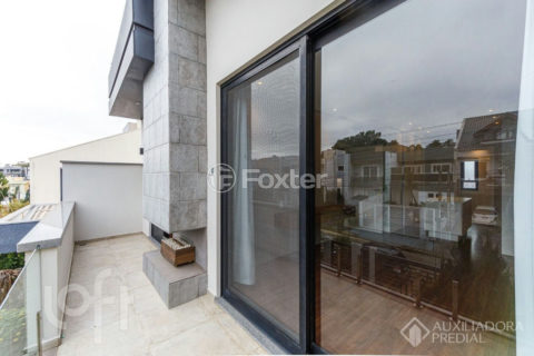 Image 32 - 1013605