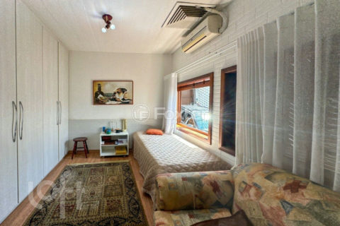 Image 25 - 1013615