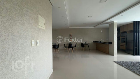 Image 38 - 1013641
