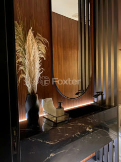 Image 21 - 1013664