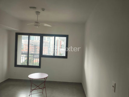 Image 5 - 1013681