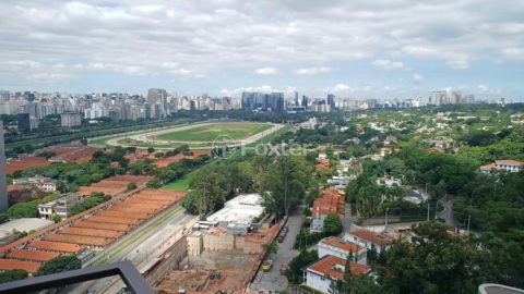 Image 4 - 1013683