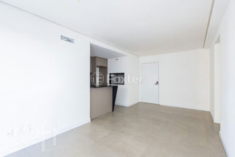 Image 4 - 1013698