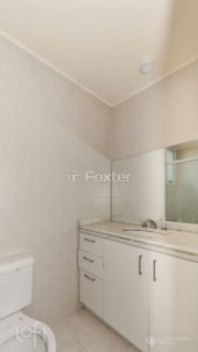 Image 30 - 1013761