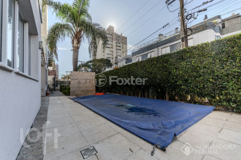 Image 41 - 1013761