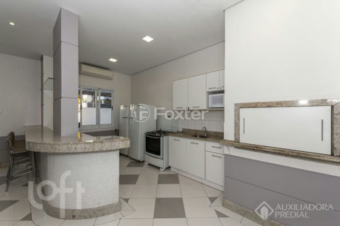 Image 35 - 1013761