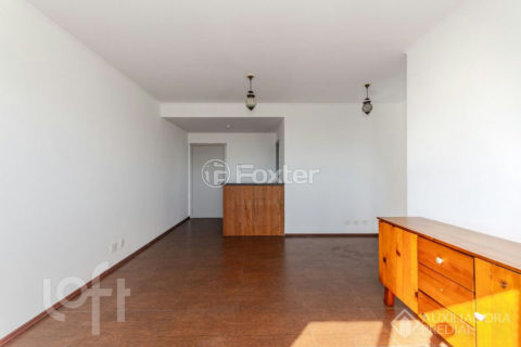Image 3 - 1013761