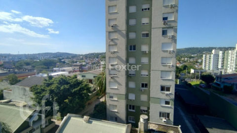 Image 37 - 1013786