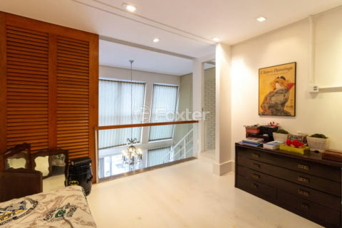 Image 14 - 1013840