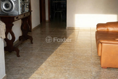 Image 23 - 1013848
