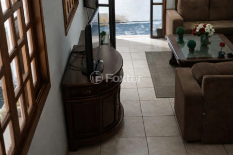Image 2 - 1013848