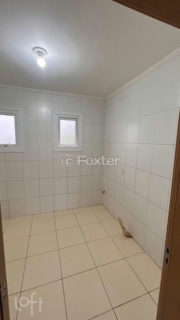 Image 4 - 1013896