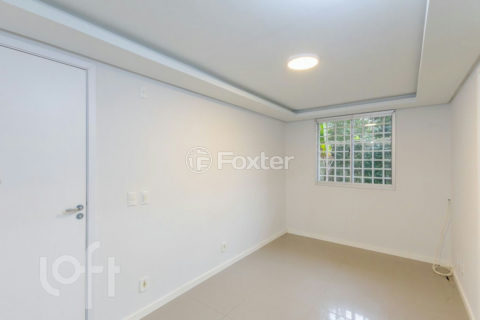 Image 1 - 1013902