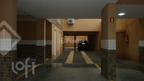 Image 4 - 1013938
