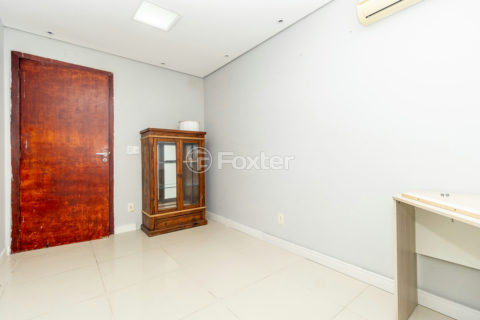 Image 10 - 1013940