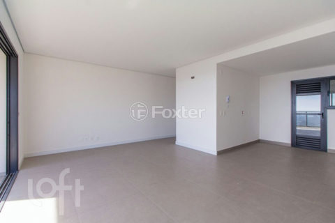 Image 3 - 1013967