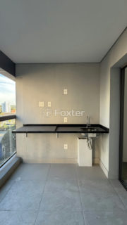 Image 6 - 1013983