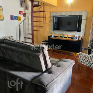 Image 3 - 1013994