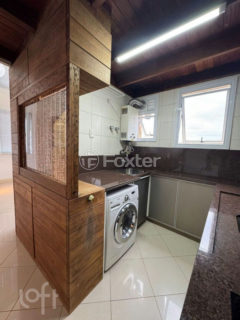 Image 8 - 1014030