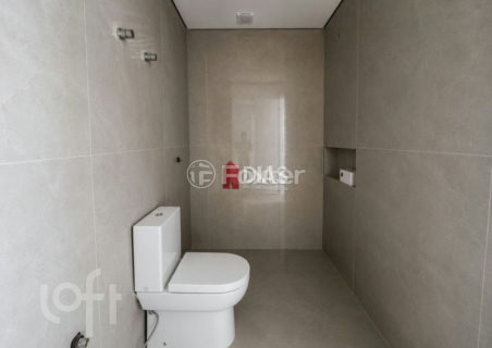 Image 4 - 1014077
