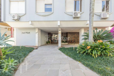 Image 38 - 1014158