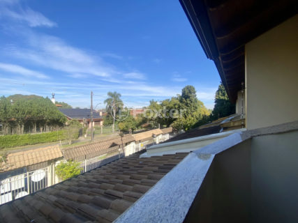 Image 36 - 1014260
