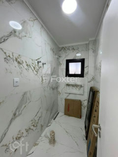 Image 21 - 1014293
