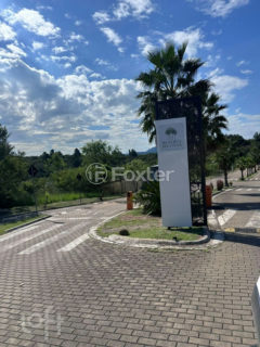 Image 37 - 1014298