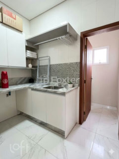 Image 9 - 1014298