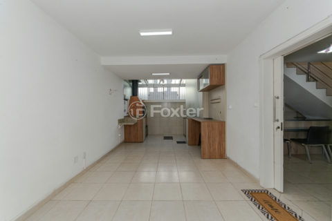 Image 28 - 1014305