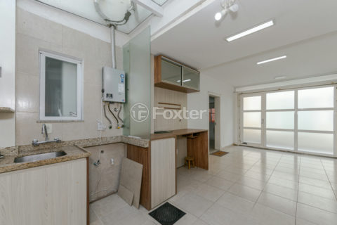 Image 33 - 1014305